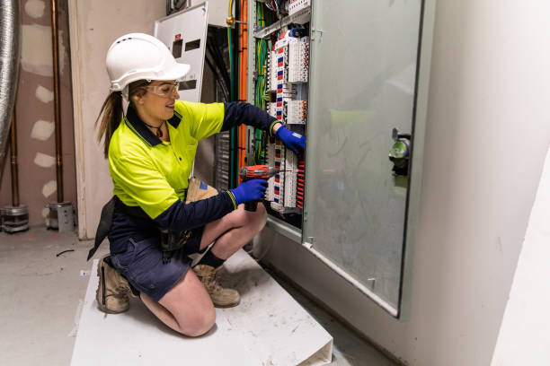 Best Electrical Outlet Repair  in Azalea Park, FL